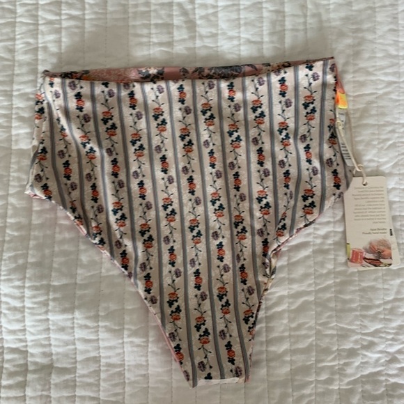 Agua Bendita Papier Reversible Bikini Bottom - Picture 10 of 10